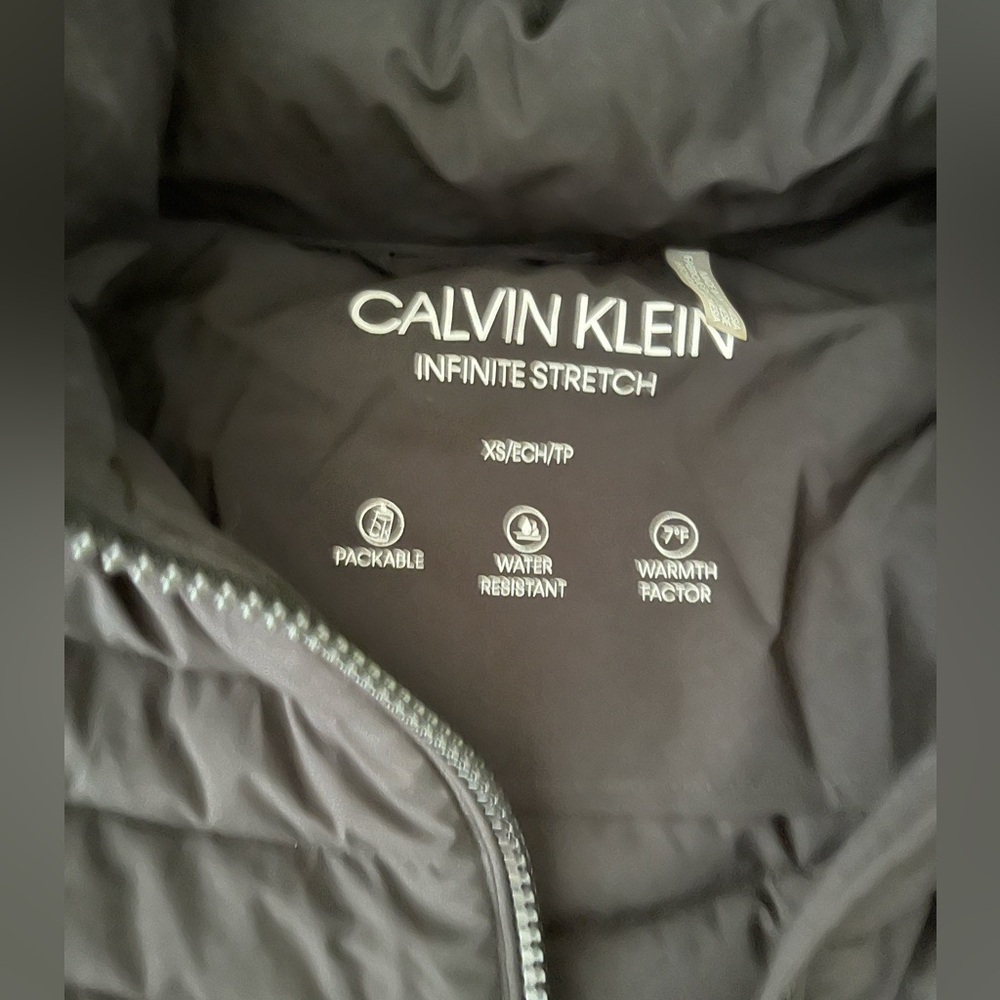 Calvin Klein Women's Black Hooded Puffer Jacket XS - Picture 9 of 11